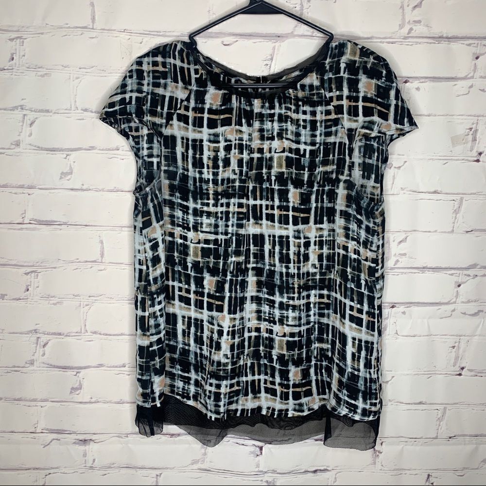 Simply Vera medium or large top
